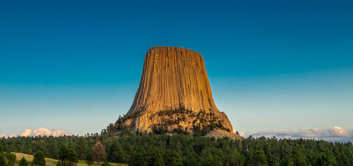 DEVILS TOWER